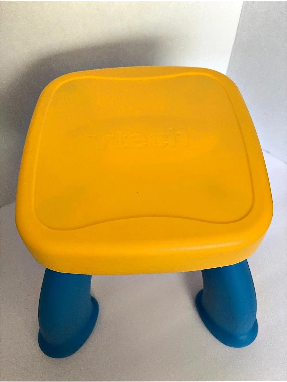 Step2 Kids Step Stool in Yellow & Blue Like New